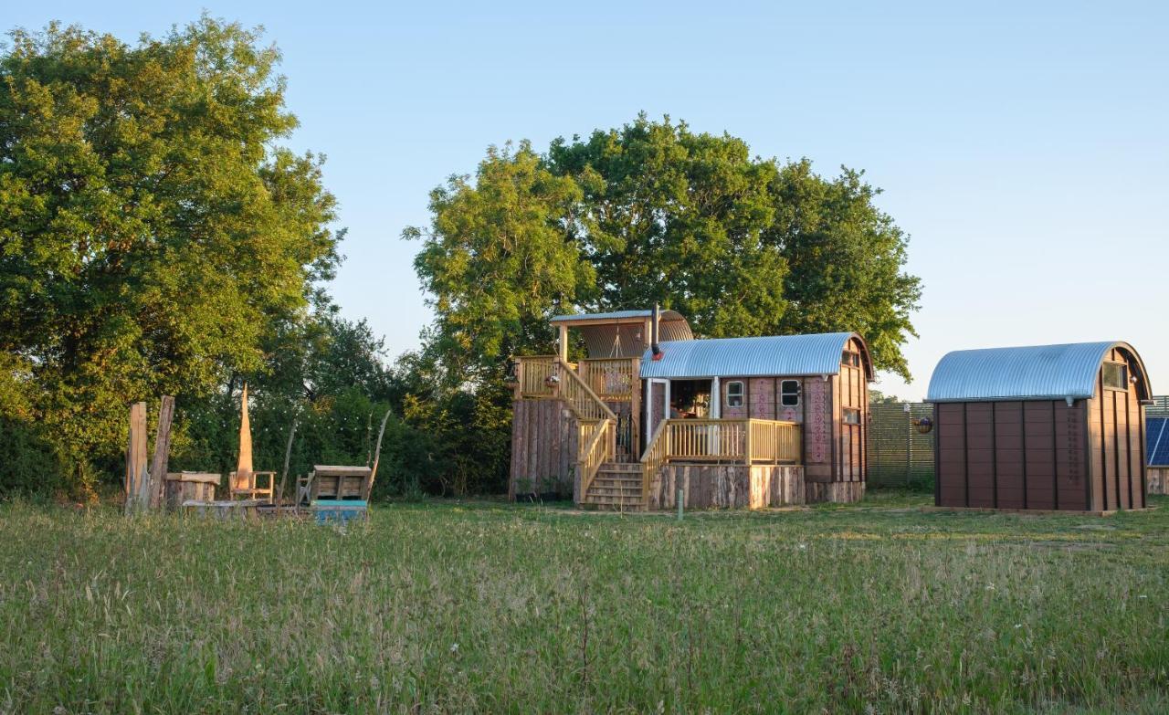 Get Away Hide Away Villa Dereham Exterior photo